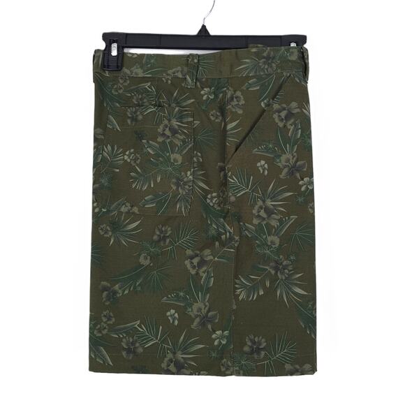 A.p.c. Men's Regular-Fit Andy 100% Cotton 7" Short Green Floral Print Medium NWT - Picture 4 of 13